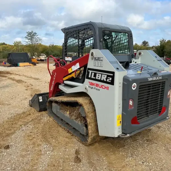 2022 Takeuchi TL8R2 Compact Track Loader