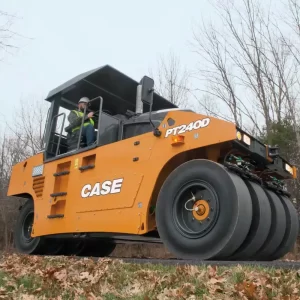 CASE PT240D Pneumatic Tire Roller