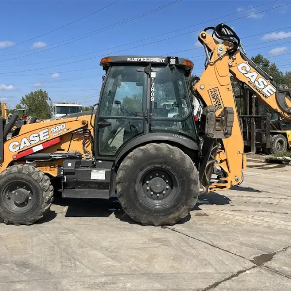 2019 CASE 580 Super N Backhoe Loader