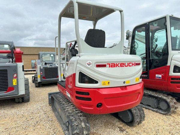 Takeuchi Compact (Mini) Excavator TB235-2R - 123604520