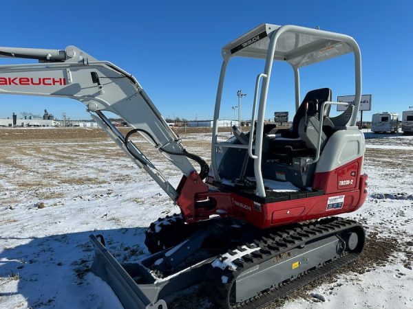 Takeuchi Compact (Mini) Excavator TB235-2R - 123604520