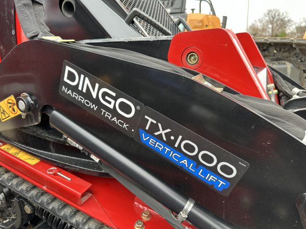 Toro® Dingo® TX 1000 Mini Track Loader, Narrow - 415068011
