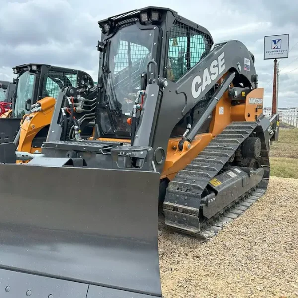 CASE Minotaur™ DL550 Compact Dozer Loader - NPM440471