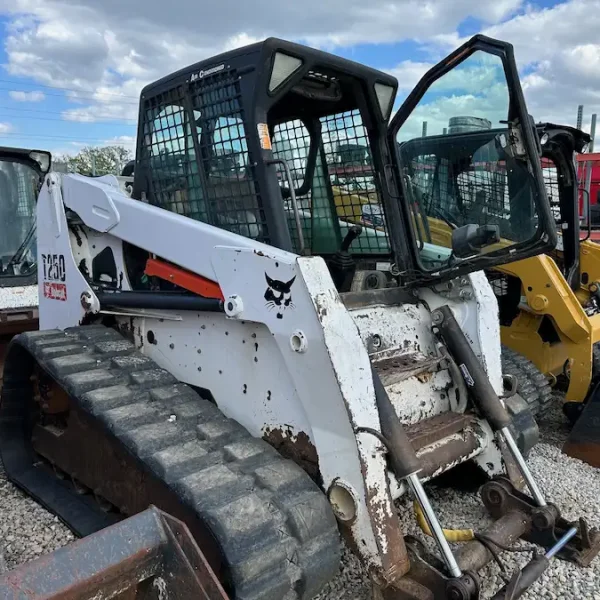 2006 Bobcat T250 Compact Track Loader - 531811648