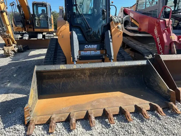 2019 CASE TV450B Compact Track Loader - NJM454363