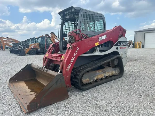 2017 Takeuchi TL12V2-CR Compact Track Loader - EQ0036492