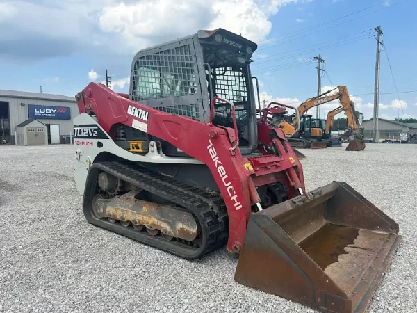 2017 Takeuchi TL12V2-CR Compact Track Loader - EQ0036492