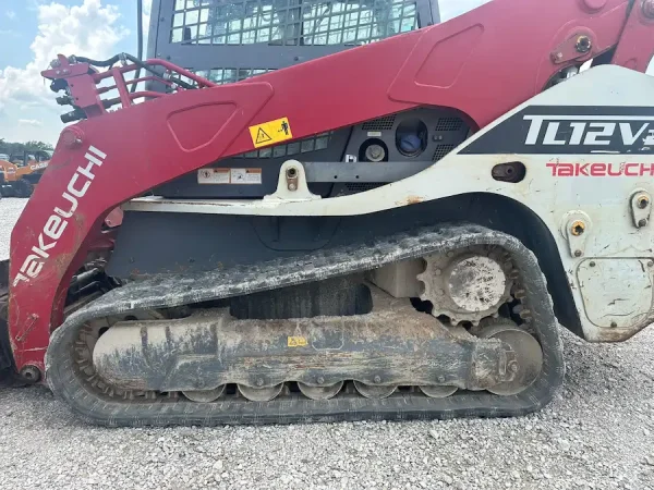 2018 Takeuchi TL12V2-CR Compact Track Loader - EQ0036491