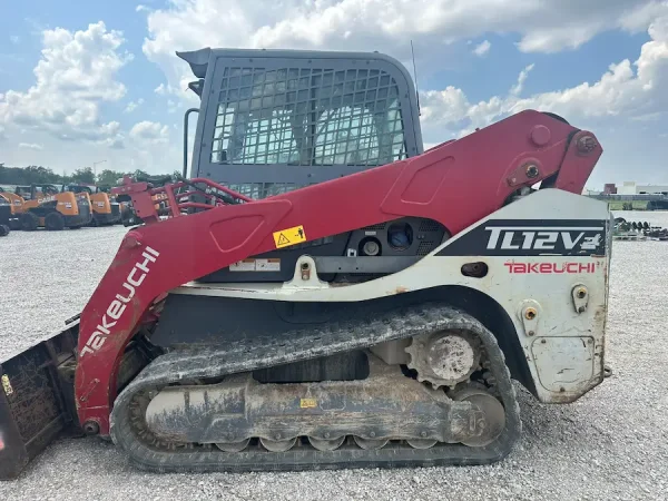 2018 Takeuchi TL12V2-CR Compact Track Loader - EQ0036491