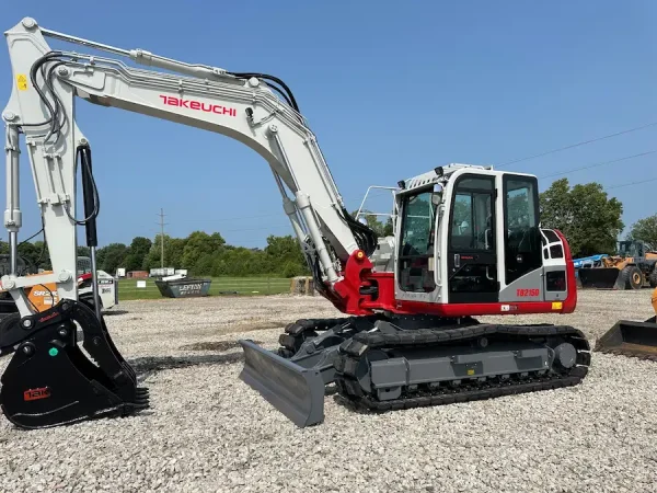 2024 Takeuchi Compact Excavator TB2150R-CL - EQ0032254