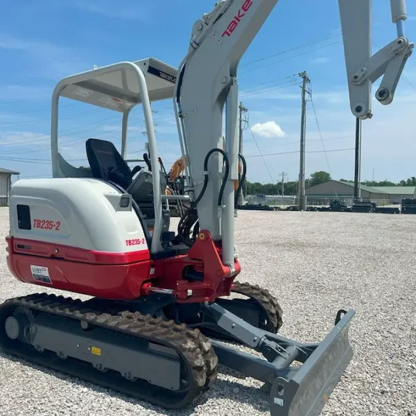 2024 Takeuchi Compact (Mini) Excavator TB235-2R - EQ0026733