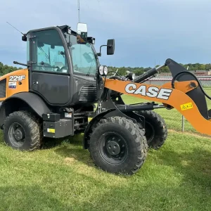 2024 CASE 221F Compact Wheel Loader - EQ0034575