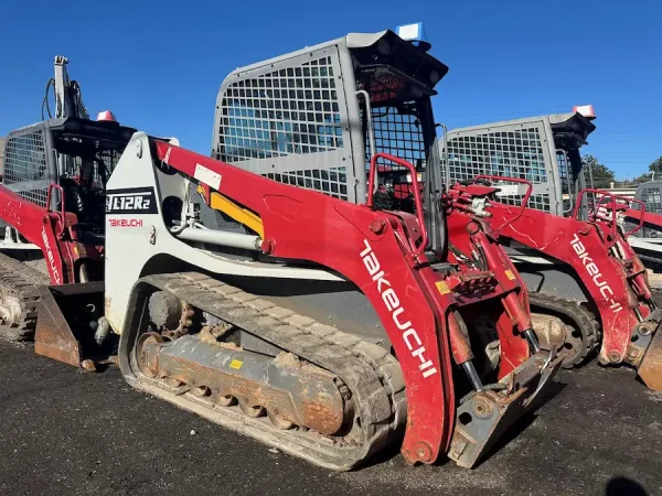 2017 Takeuchi TL12R2-CR Compact Track Loader - EQ0032904