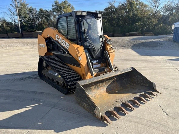 2022 CASE TV370B Compact Track Loader - EQ0038455