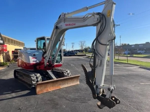 2022 Takeuchi Compact Excavator TB290 For Sale