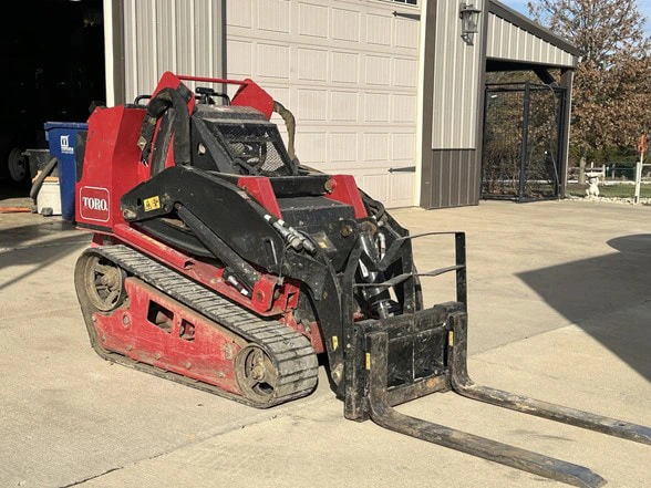 Toro Dingo TX1000 MinI Track Loader