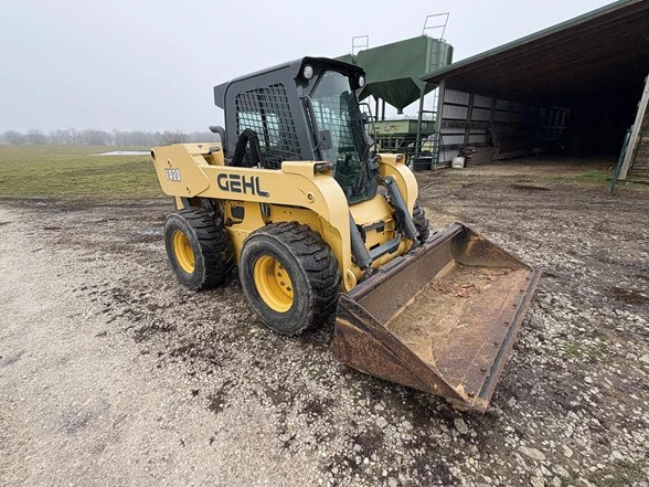 2018 Gehl V420 Skid Steer Loader