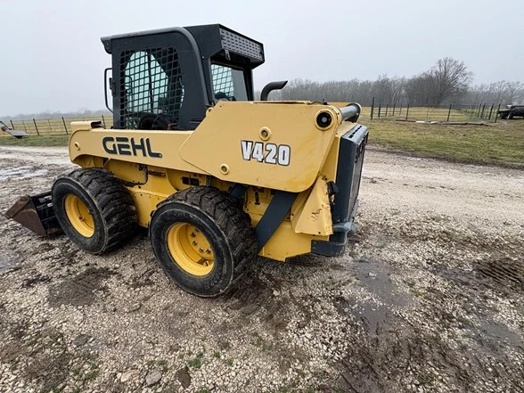 2018 Gehl V420 Skid Steer Loader